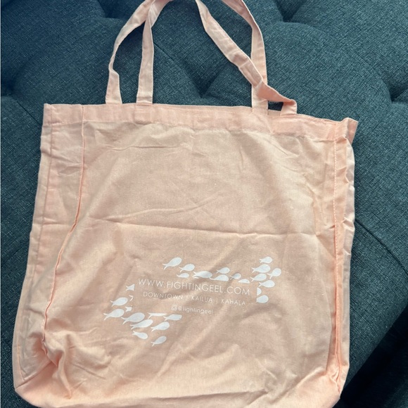 Fighting Eel Peach Tote Bag. New w/o tags. - Picture 1 of 2